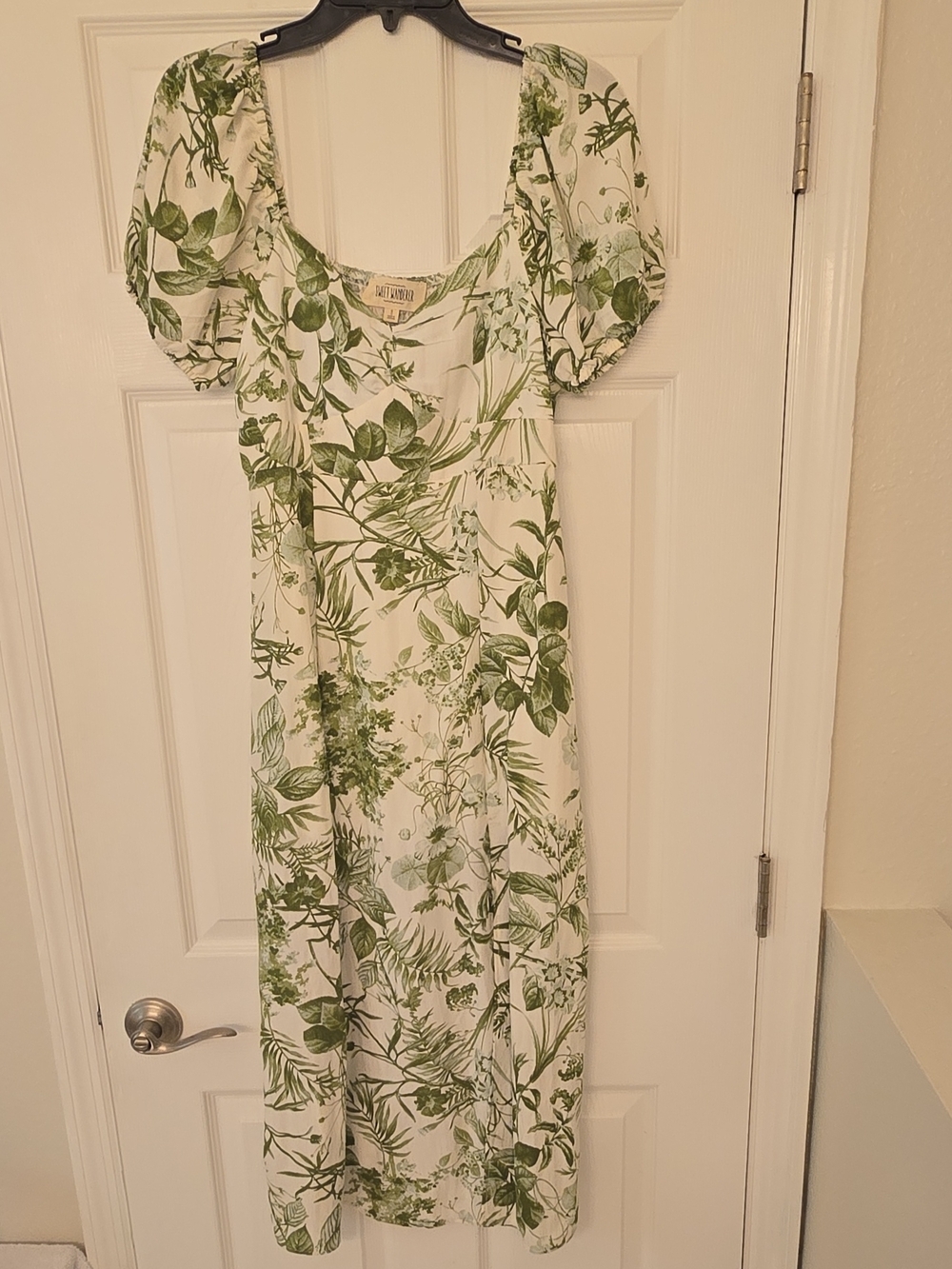 Sweet Wanderer White and Green Botanical Puff-Sleeve Midi Dress